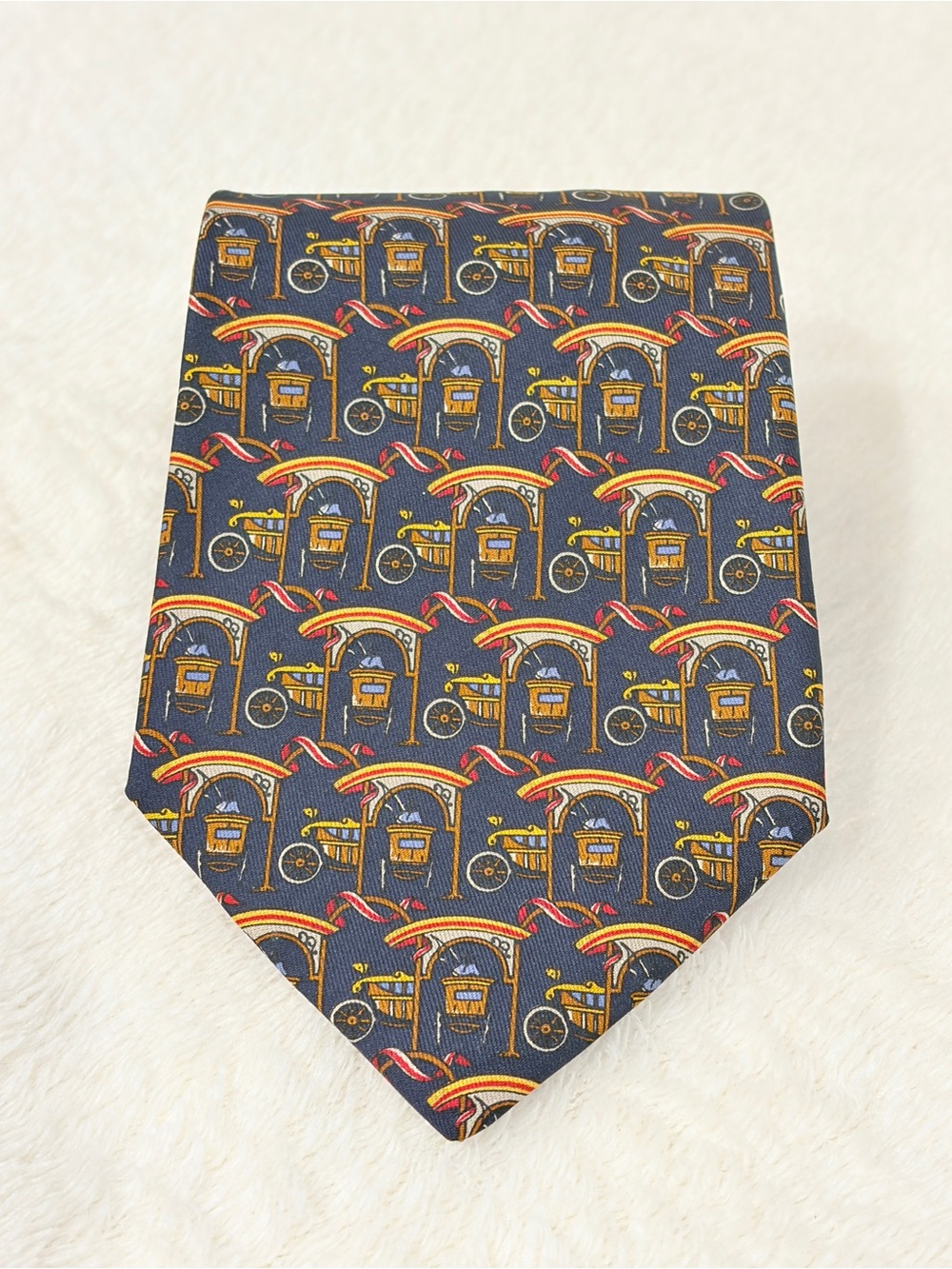 Salvatore Ferragamo Royal Carriage and Carriage House Motif Navy‎ Tie